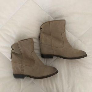 Zara Leather Ankle Boots with Interior Wedge